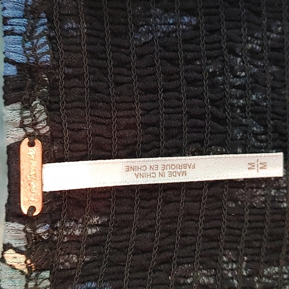 Free People Blue Paisley Floral Top Size M - Picture 4 of 4